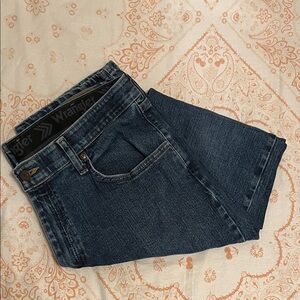 Wrangler Men’s Dar wash, Straight Leg Jeans